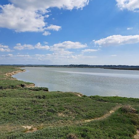 فيلا O Loft Des Croisiens Saint-Quentin-Lamotte-Croix-au-Bailly المظهر الخارجي الصورة