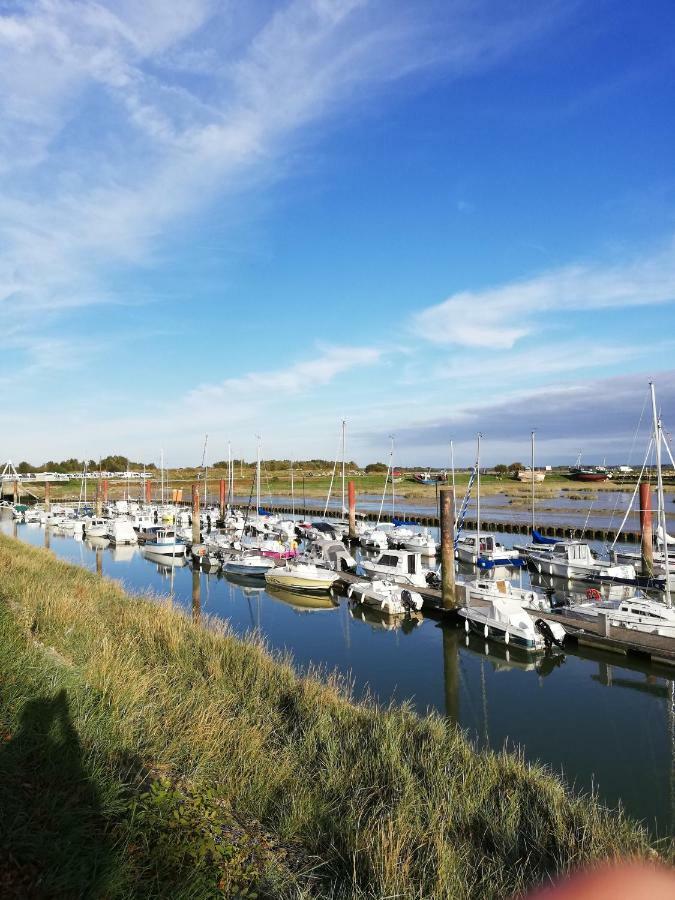 فيلا O Loft Des Croisiens Saint-Quentin-Lamotte-Croix-au-Bailly المظهر الخارجي الصورة